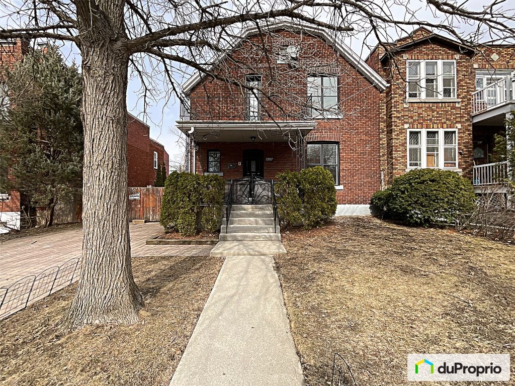 $1,155,000 - 2 Storey in Côte-des-Neiges / Notre-Dame-de-Grâce — photo 1