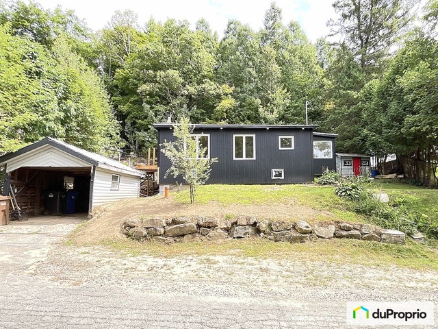 $309,500 - Bungalow for sale in St-Calixte — photo 1
