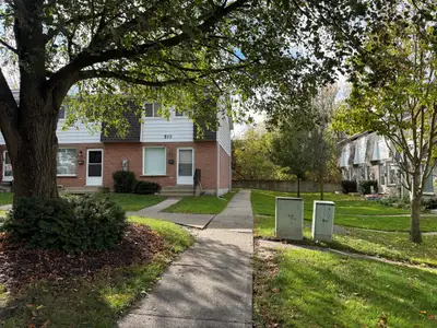 Welcome to Frizelle Drive in the lovely town of Woodstock, professionally managed by Williams & McDa...