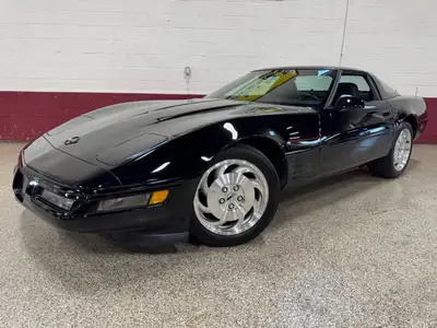 RARE 1994 2 DOOR COUPE BLACK ON BLACK SIX SPEED MANUAL CORVETTE, EQUIPPED WITH A 5.7L V8 ENGINE THAT...