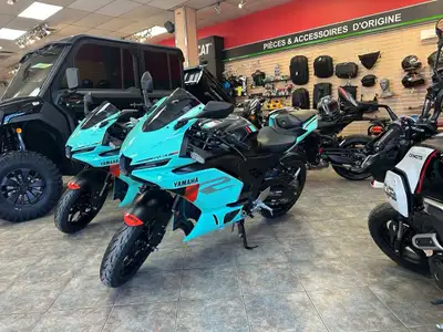 2026 YAMAHA YZF-R3 YAMAHA YZF-R3 2026 Un style exclusif à la série R un moteur bicylindre évolué et...