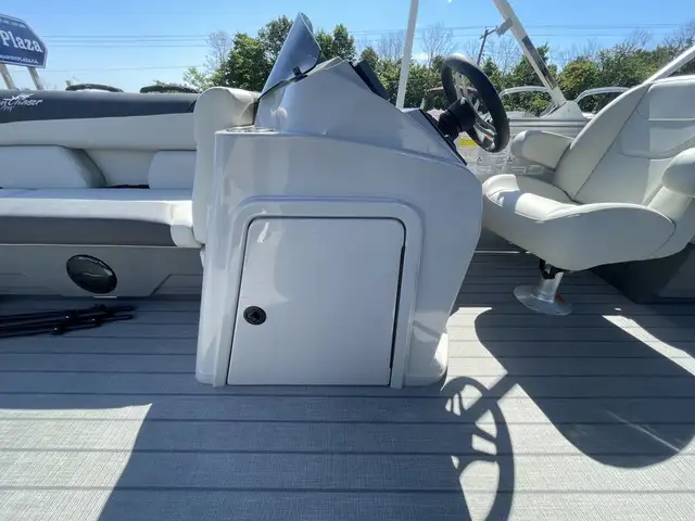 2025 SunChaser Geneva 20 LR PSB Incl. Suzuki 90HP in Powerboats & Motorboats in Barrie - Image 14