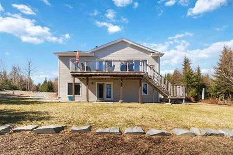 334 West Porters Lake Road in Houses for Sale in Cole Harbour - Image 2