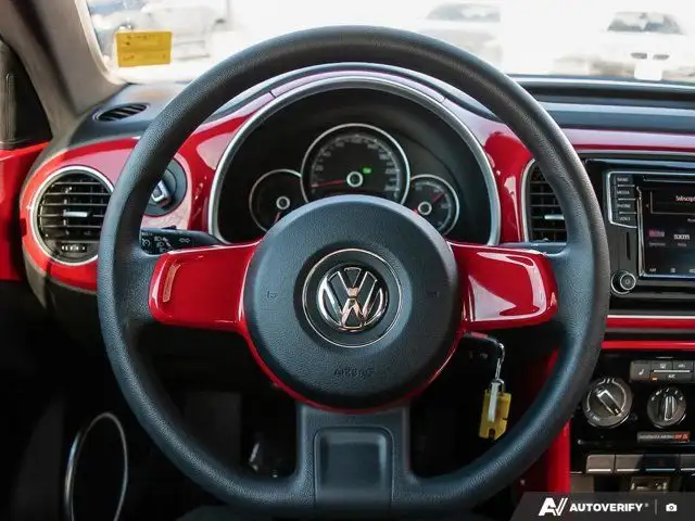 2017 Volkswagen Beetle Coupe Trendline | One Owner | Clean in Cars & Trucks in London - Image 18