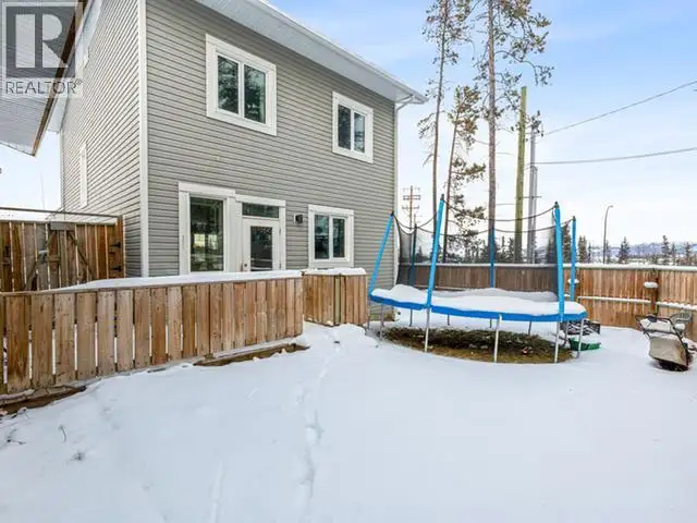 2 MACKENZIE COURT Whitehorse, Yukon in Houses for Sale in Whitehorse - Image 25