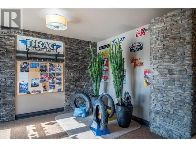 2203 18 Avenue Unit# 2 Vernon, British Columbia in Commercial & Office Space for Sale in Vernon - Image 3