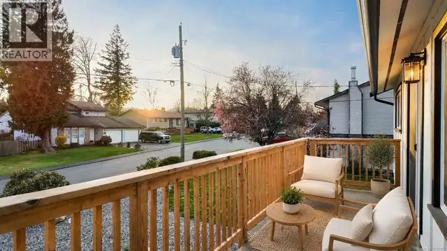 4644 Macintyre Ave Courtenay, British Columbia in Houses for Sale in Comox / Courtenay / Cumberland - Image 4