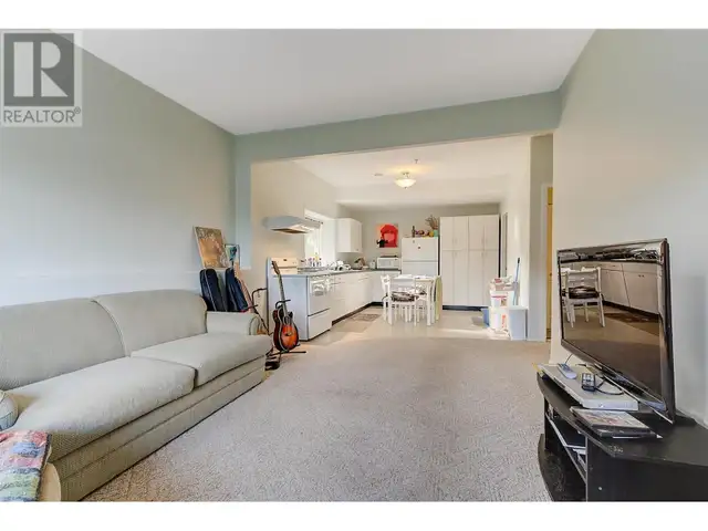 5165 Morrison Crescent Peachland, British Columbia in Houses for Sale in Penticton - Image 30