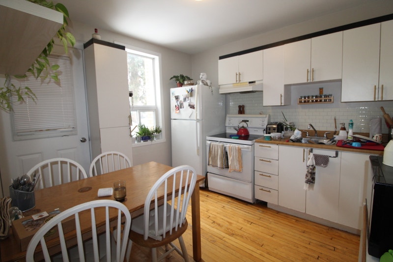 ***À VOIR*** 4 1/2 secteur FX Garneau et université Locations longue