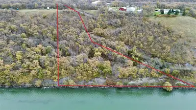 R34//Pelican Lake/Rare Lakefront Opportunity on Pelican Lake Over 500 ft of Shoreline! Looking for t...