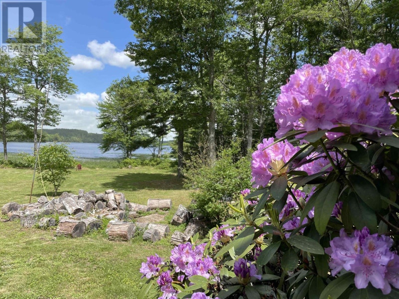 9 Silver Road North Brookfield, Nova Scotia Houses for Sale