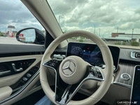 Experience the epitome of luxury and performance with this meticulously maintained 2022 Mercedes-Ben... (image 8)