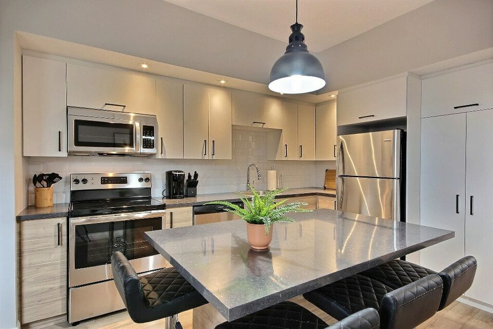 327 Saint-Ambroise — photo 2