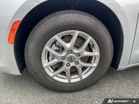 Only 25 Miles! This Chrysler Grand Caravan has a durable Regular Unleaded V-6 3.6 L/220 engine power... (image 8)