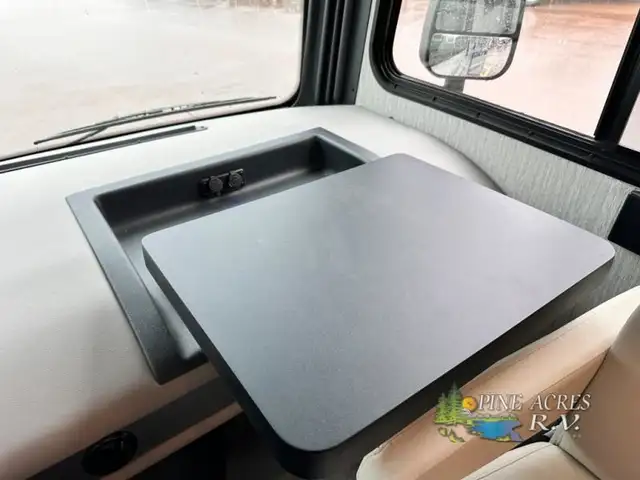 2022 Coachmen RV Pursuit 29XPS Front Bunk 11 Miles in RVs & Motorhomes in Moncton - Image 54