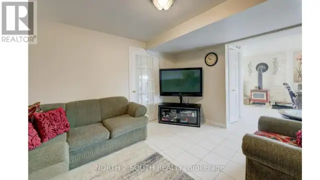 6737 HIGHWAY 20 West Lincoln (Smithville), Ontario in Houses for Sale in Hamilton - Image 30