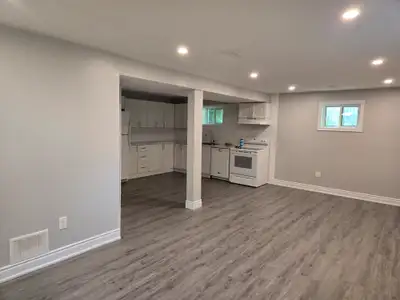 Lower - 959 Stewart Drive (additional photos can be viewed on our website) For showings, TEXT or CAL...