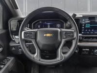 2025 Chevrolet Silverado 1500 LT 4WD | NAVI | CREW CAB | HEATED STEERING The 2025 Chevrolet Silverad... (image 7)