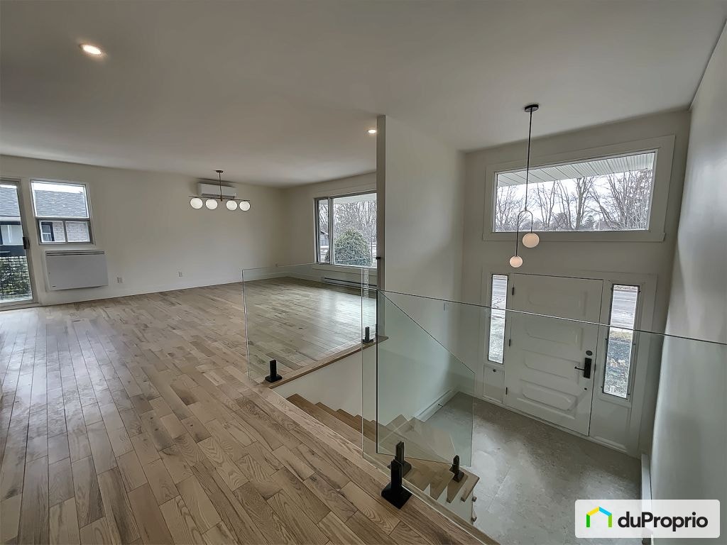 $849,000 - 2 Storey for sale in Brossard — photo 3