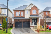 BEAUTIFUL FAMILY HOME IN WATERDOWN - 3 BED, 3 BATH