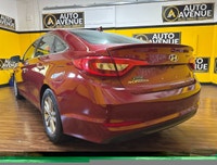 Auto Avenue Airdrie is pleased to present this 2016 Hyundai Sonata 2.4L Sport Tech with 255,671 km .... (image 2)