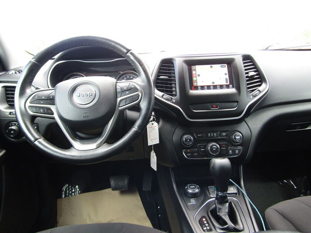 2019 Jeep Cherokee NORTH 4x4 2.4L B.CAM/CAR-PLAY/81,000KMS! in Cars & Trucks in Calgary - Image 2