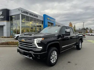 6.6L Duramax Turbo-Diesel | 4WD | High Country Luxury | Nanaimo BC The 2024 Chevrolet Silverado 3500...