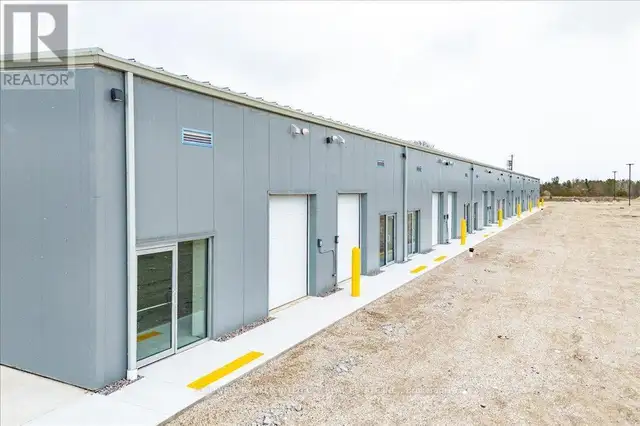 595 1ST STREET Hanover, Ontario in Commercial & Office Space for Rent in Owen Sound - Image 8