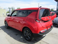 Thanks for viewing our South View Motors Inventory! 2021 Kia Soul EX Sunroof • Apple CarPlay • Heate... (image 7)