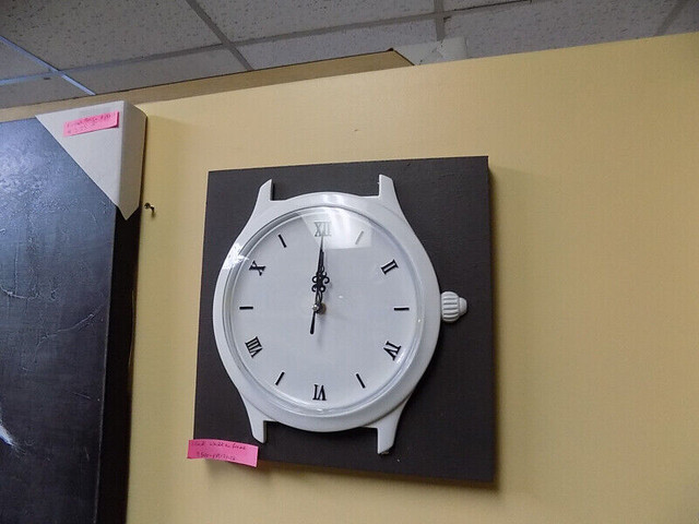 Clocks 411 Torbay Rd. Style $10.00 to $129.00 Call 727-5344 in Home Décor & Accents in St. John's - Image 4