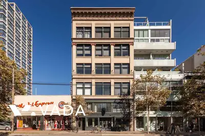 The Paris Block 1 Bedroom Loft For Rent 406-53 West Hastings St Vancouver: VADAPM.com Be a part of t...