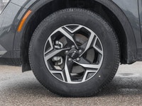 2024 Kia Sportage LX AWD | LANE KEEP ASSIST | CARPLAY The 2024 Kia Sportage LX AWD is the entry-leve... (image 3)