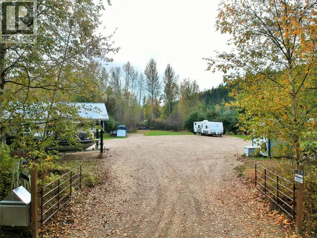 1822 Cemetery Road Sicamous, British Columbia in Land for Sale in Kamloops - Image 3