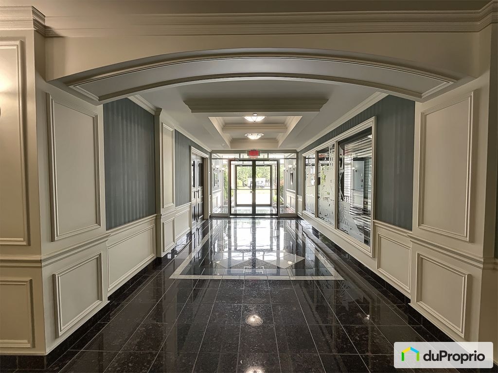 $377,000 - Condominium for sale in Ste-Therese — photo 2