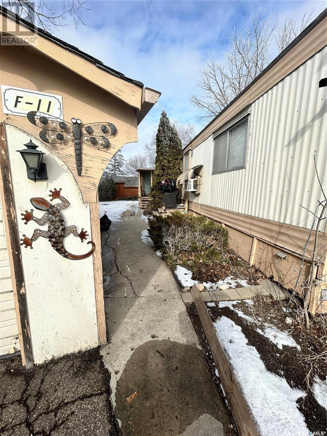 F11 1400 12th AVENUE E Regina, Saskatchewan Houses for Sale Regina