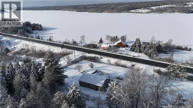 4506 Hwy 102 Upper Kingsclear, New Brunswick in Houses for Sale in Fredericton - Image 35