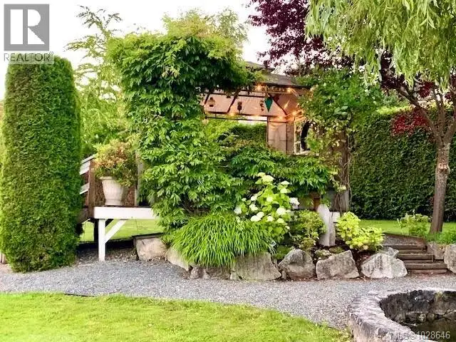 660 Frayne Rd Mill Bay, British Columbia in Houses for Sale in Campbell River - Image 38