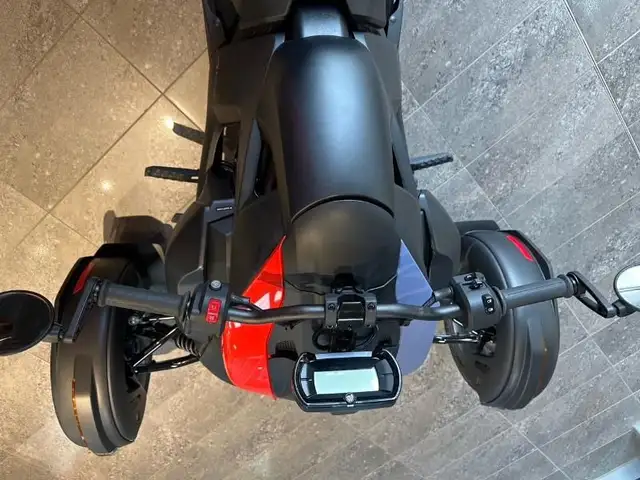 2024 CAN-AM Ryker 600 ACE in Sport Touring in Lanaudière - Image 7