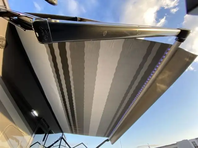 2025 Winnebago Vista 33K in RVs & Motorhomes in Abbotsford - Image 41