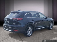 2023 Mazda CX-9 Le Mazda CX-9 Signature 2023 est un VUS intermédiaire haut de gamme qui se positionn... (image 4)