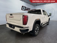 The 2025 GMC Sierra 3500HD Denali 4WD Crew Cab Standard Box combines heavy-duty Duramax power, premi... (image 4)