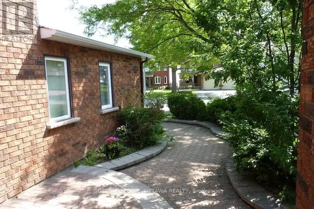 32 CELLINI COURT W Ottawa, Ontario62864373545346123