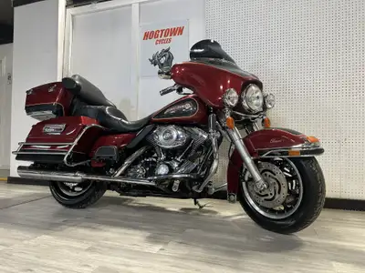 2007 Electra Glide Classic, Slash Cut Pipes, Lock Werks 10" Windshield, Highway Pegs, HD Nostalgia G...
