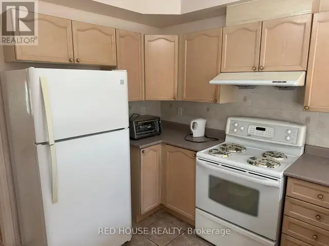 15 RUSHINGBROOK DRIVE Richmond Hill (Rouge Woods), Ontario63006663154307122