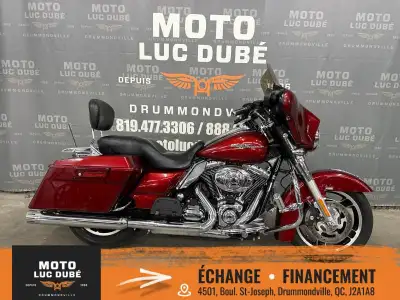 Harley-Davidson FLHX Street Glide 2009 104 361 KM MOTO CANADIENNE ALARME ÉCHAPPEMENT 50-50 SIÈGE CON...