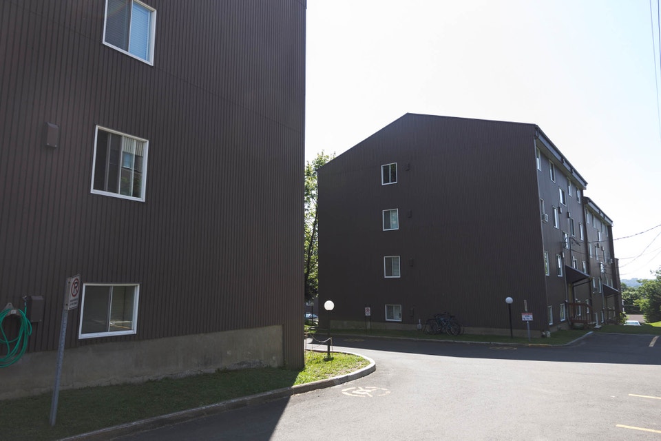 4 1/2 Charlesbourg - Place Gilbert - 1er janvier 2027(cession) 5