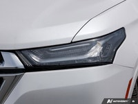 Command the road and accommodate the entire family in the stunning 2023 Chevrolet Traverse High Coun... (image 9)