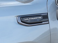 Turbocharged Diesel I6 engine for robust power | 4x4 drive ensures confident handling in all conditi... (image 3)