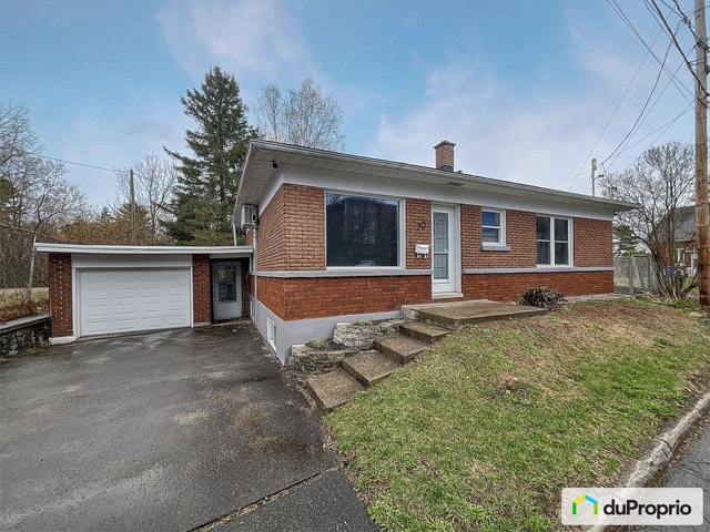 $289,600 - Bungalow for sale in Shawinigan (Grand-Mère) — photo 1