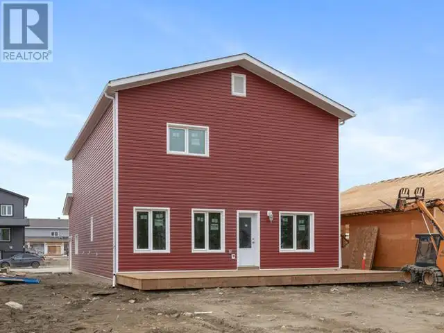 24 FLORA AVENUE Whitehorse, Yukon in Houses for Sale in Whitehorse - Image 6